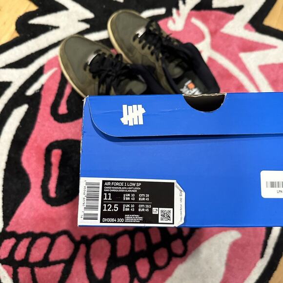 Nike x Undefeated Air Force 1 – Green – Size 11 – Used with Box - Picture 7 of 10